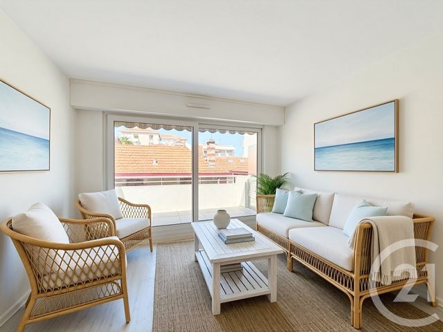 Appartement Studio Cabine &agrave; vendre - 1 pi&egrave;ce - 24,46 m2 - Arcachon - 33 - AQUITAINE