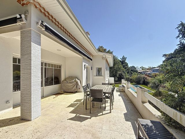 Maison à vendre - 5 pièces - 151,05 m2 - Arcachon - 33 - AQUITAINE