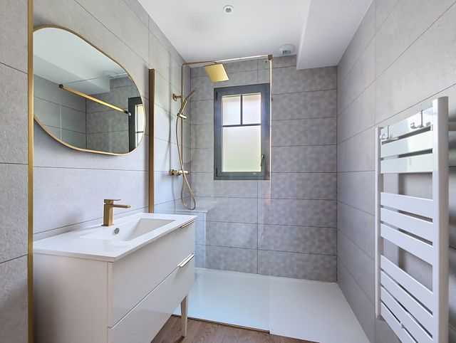 Afficher la photo en grand Maison à vendre - 8 pièces - 273 m2 - Arcachon - 33 - AQUITAINE