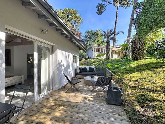 Maison &agrave; vendre - 7 pi&egrave;ces - 225,96 m2 - Arcachon - 33 - AQUITAINE