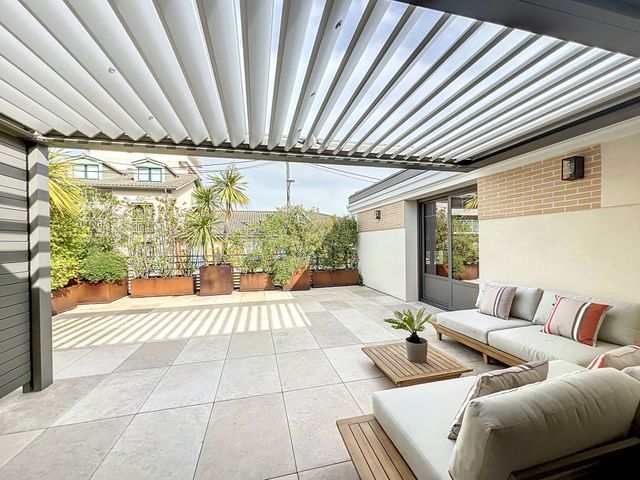 Afficher la photo en grand Maison à vendre - 5 pièces - 196 m2 - Arcachon - 33 - AQUITAINE