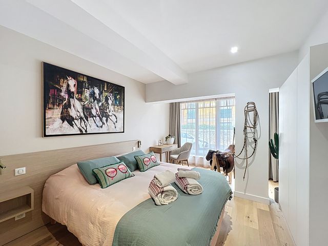 Afficher la photo en grand Maison à vendre - 5 pièces - 196 m2 - Arcachon - 33 - AQUITAINE