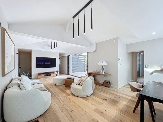 Afficher la photo en grand Maison à vendre - 5 pièces - 196 m2 - Arcachon - 33 - AQUITAINE