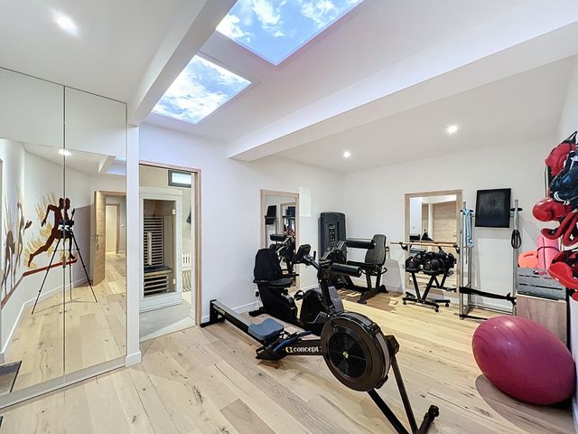 Afficher la photo en grand Maison à vendre - 5 pièces - 196 m2 - Arcachon - 33 - AQUITAINE